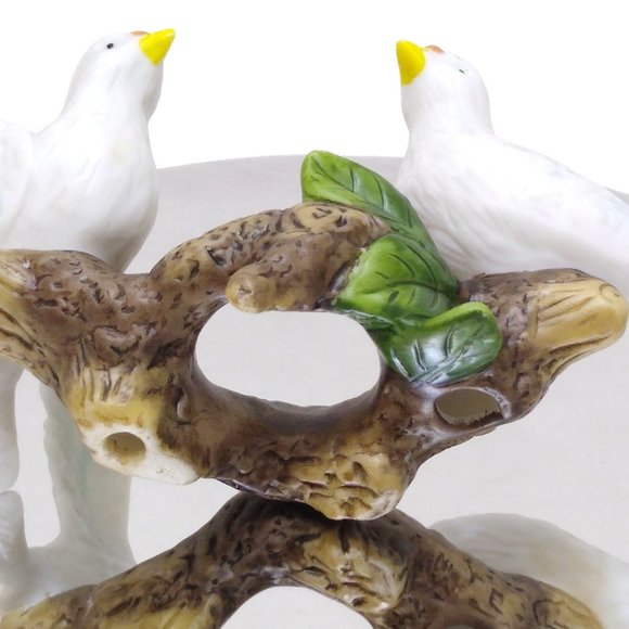 Love Birds Doves On Branch Vintage Porcelain Miniature Shelf Décor EUC - Picture 7 of 7